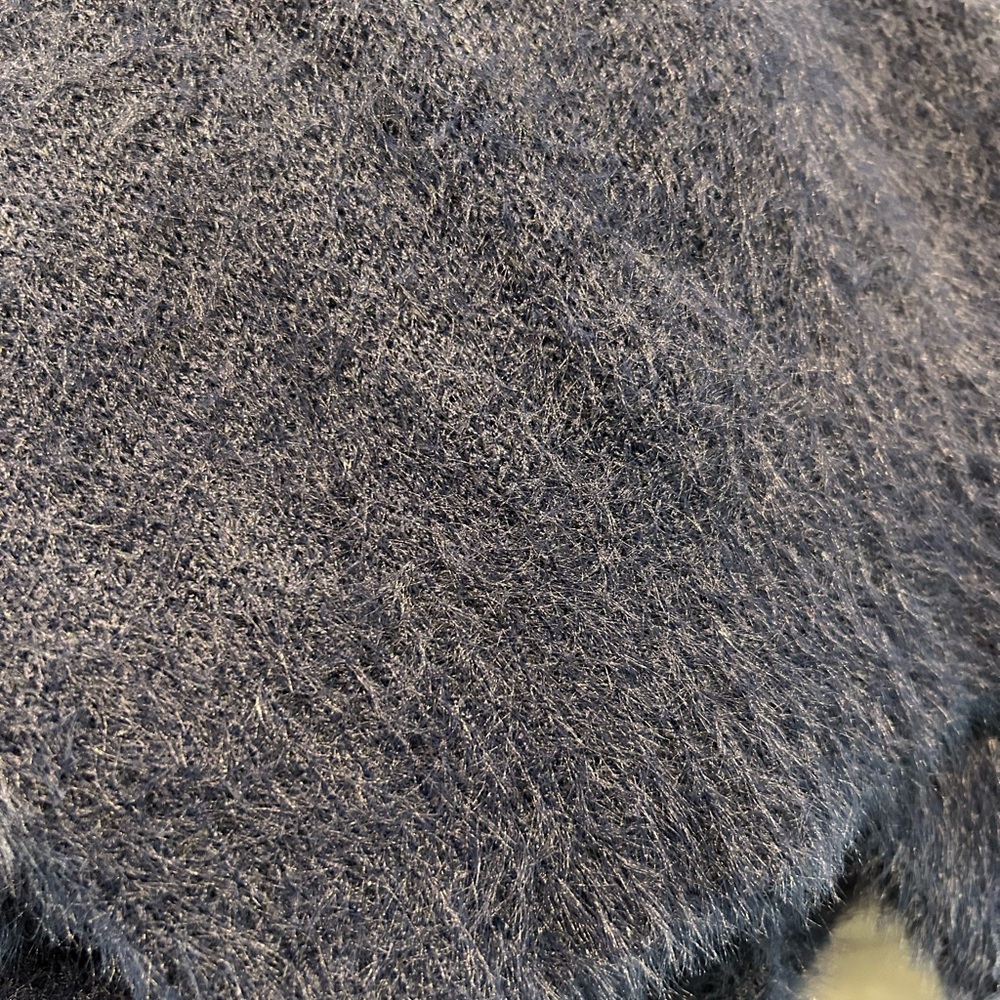 Sweater - Picture 13 of 13